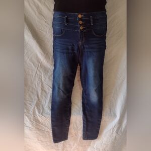 No Boundaries Junior's 9 Stretchy Jeans